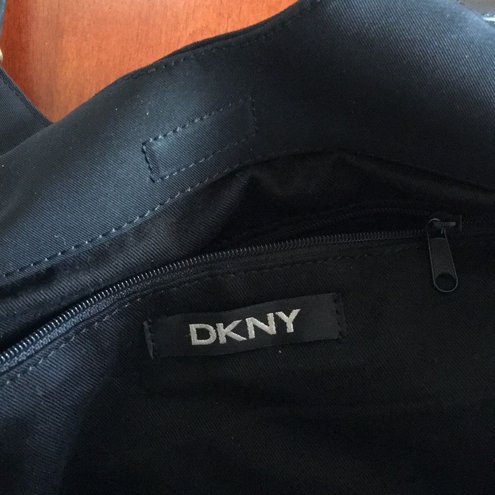 DKNY tote bag - Picture 3 of 5